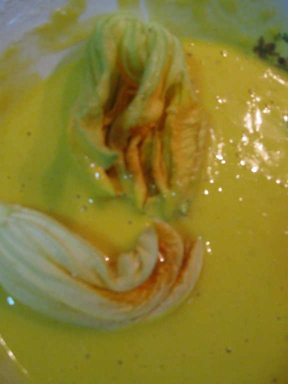 Flori de dovlecei pane