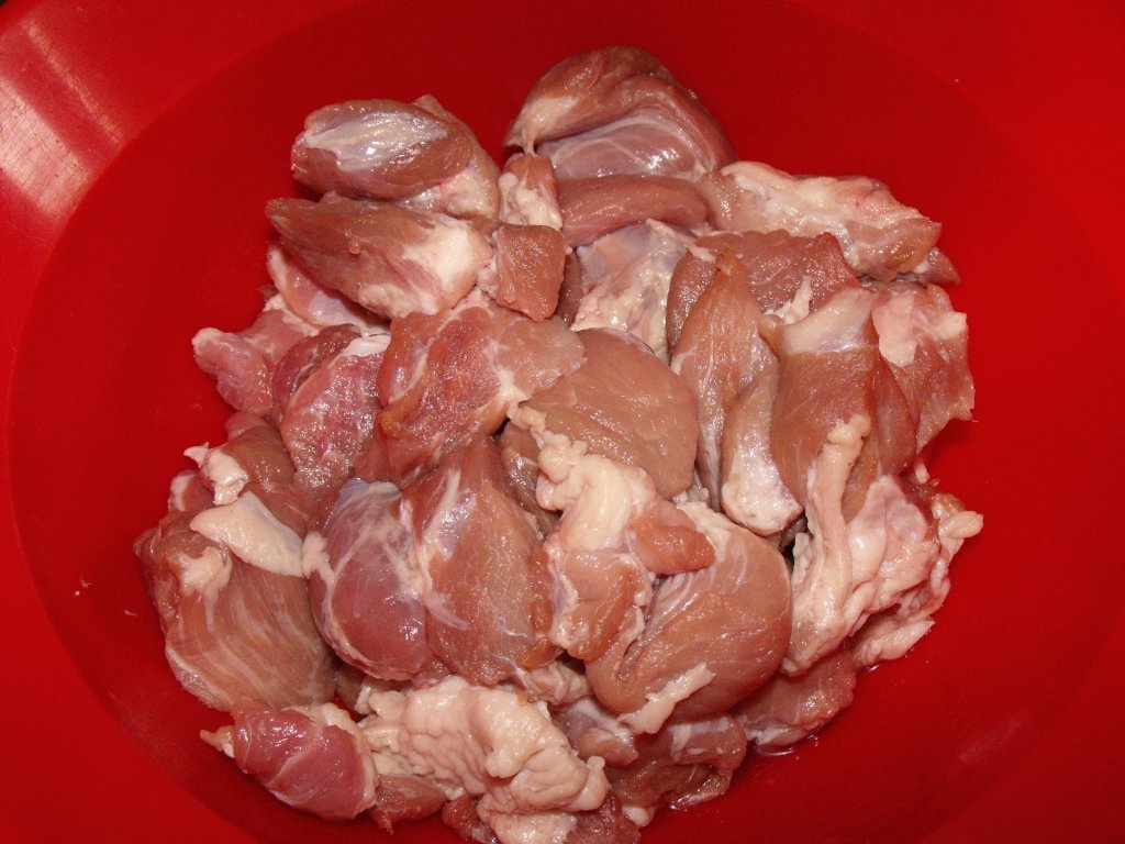 Varza proaspata cu carne de porc