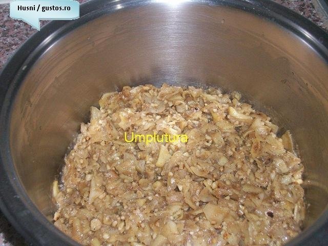 Prajitura cu mere(un fel de apple pie,arab)