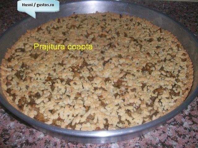 Prajitura cu mere(un fel de apple pie,arab)