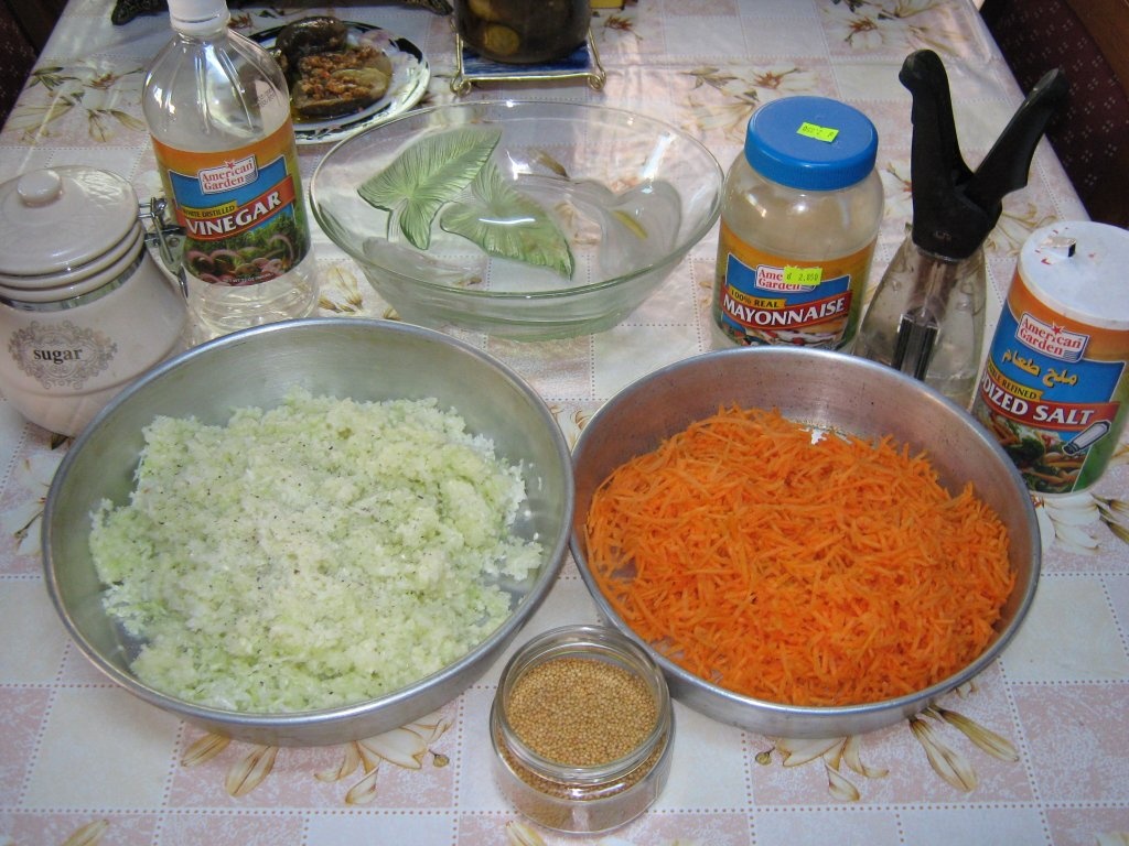 Salata de varza cu morcovi -All American coleslaw