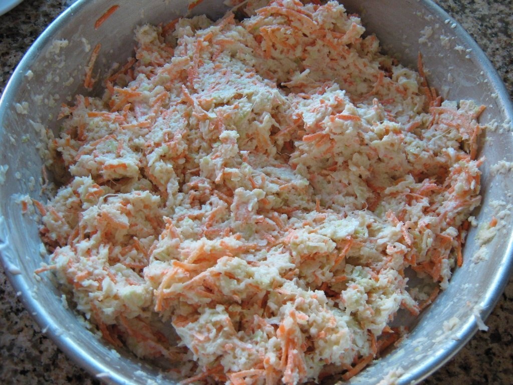 Salata de varza cu morcovi -All American coleslaw