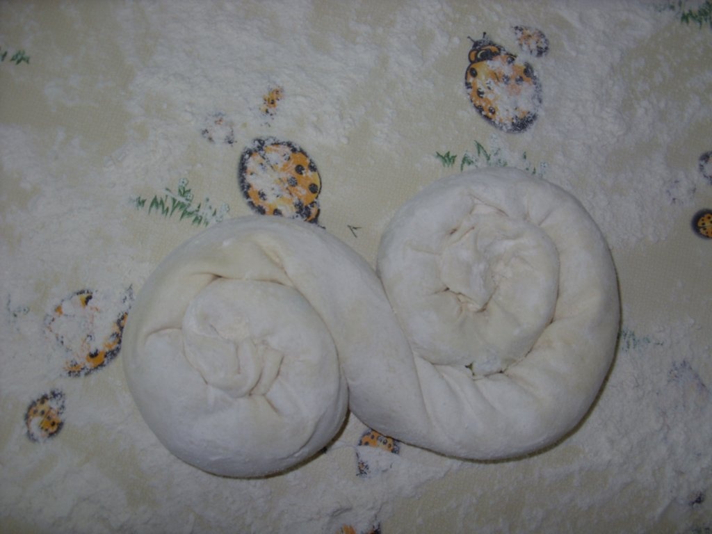 Placinta cu branza si verdeata