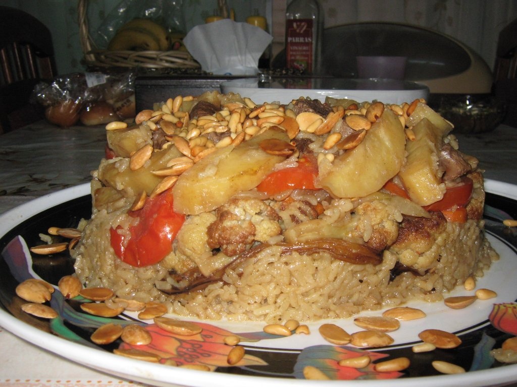 Maglubeh cu carne de vita-specific tarilor arabe