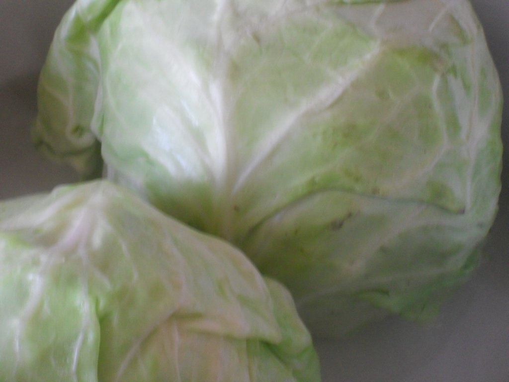 Salata de varza proaspata si morcov, un deliciu!