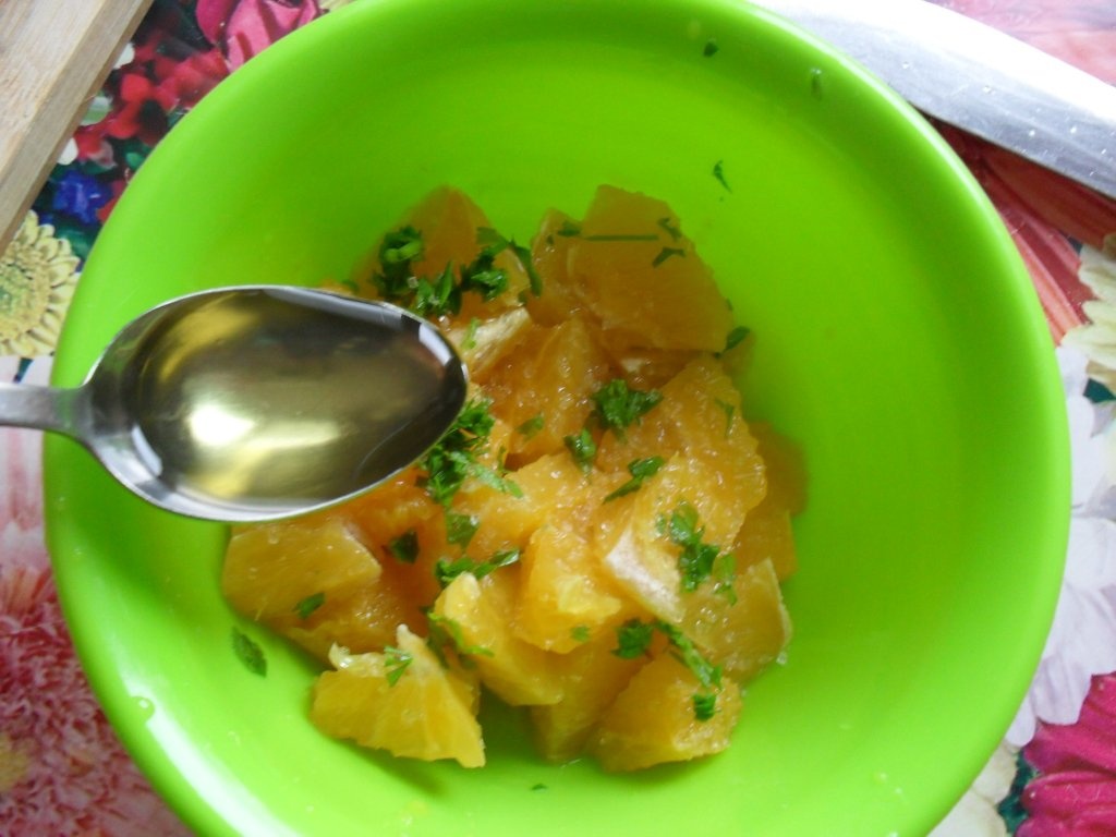 Salata de portocale, racoritoare