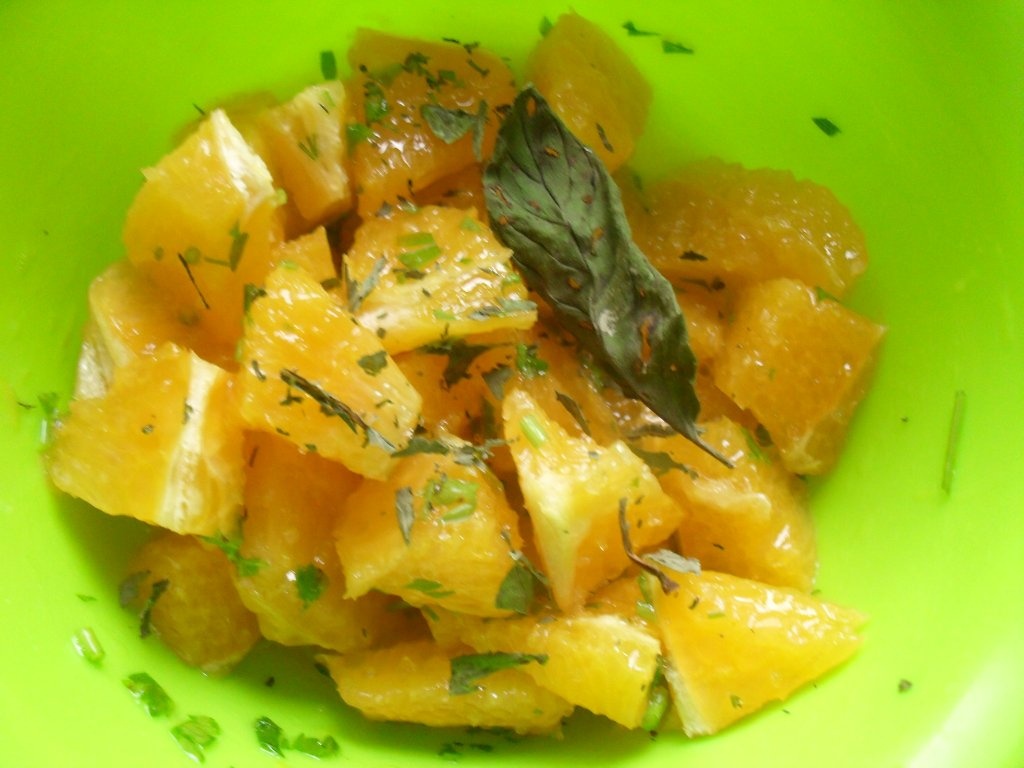 Salata de portocale, racoritoare