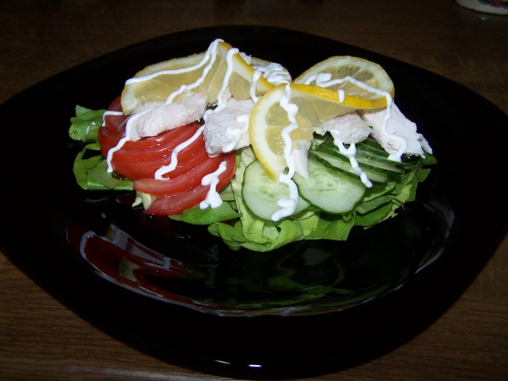 Salata cu pui ...Pentru o silueta perfecta !!!