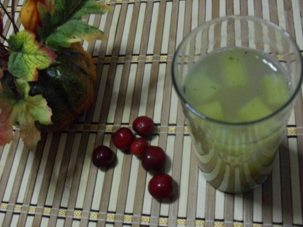 Compot de rabarbura (rubarba sau revent)