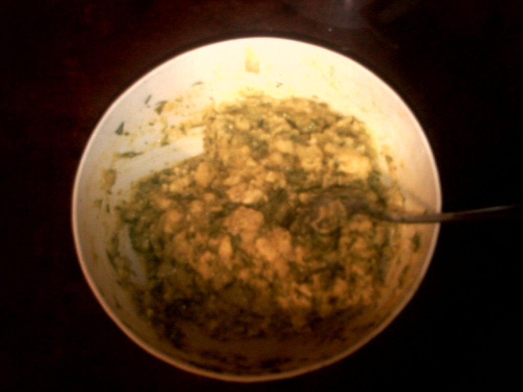 Barcute din cartofi,umplute cu urda