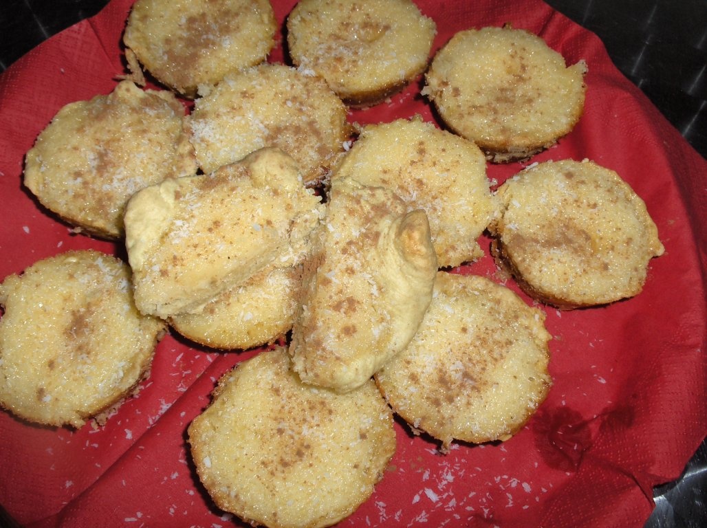 Queijadas de Sintra cu cocos (traditional portughez)