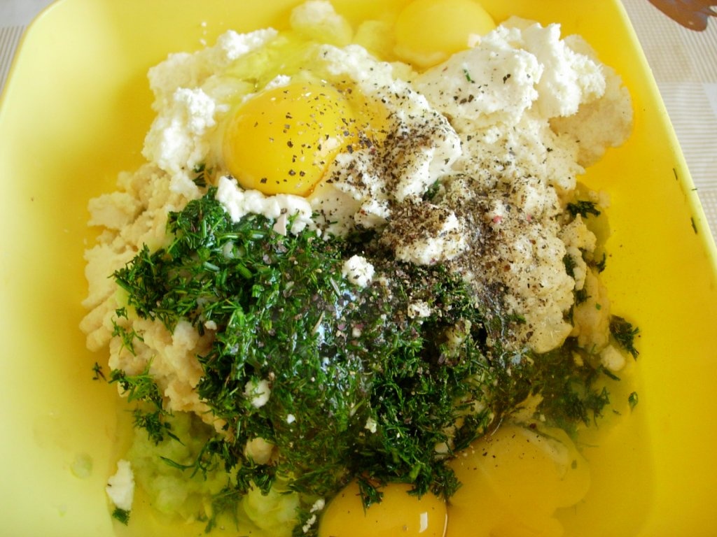 Chec din varza dulce cu mozzarella