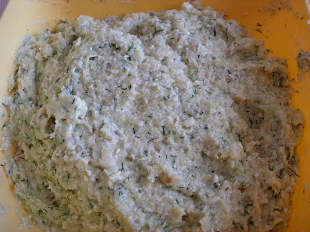 Chec din varza dulce cu mozzarella