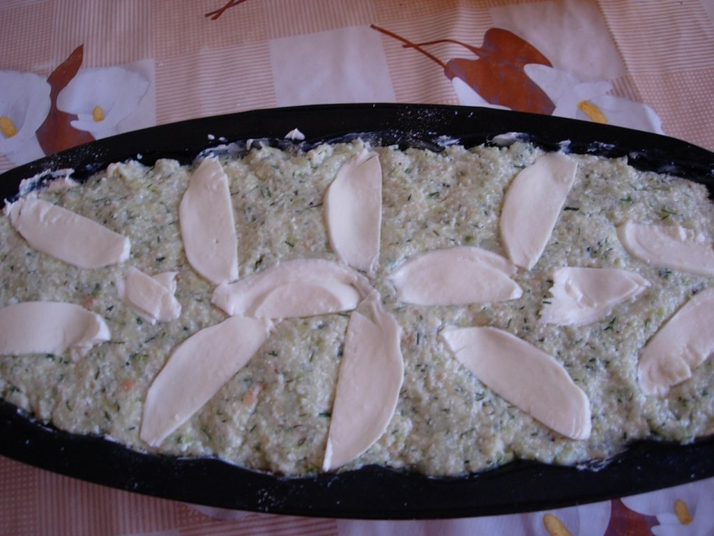 Chec din varza dulce cu mozzarella