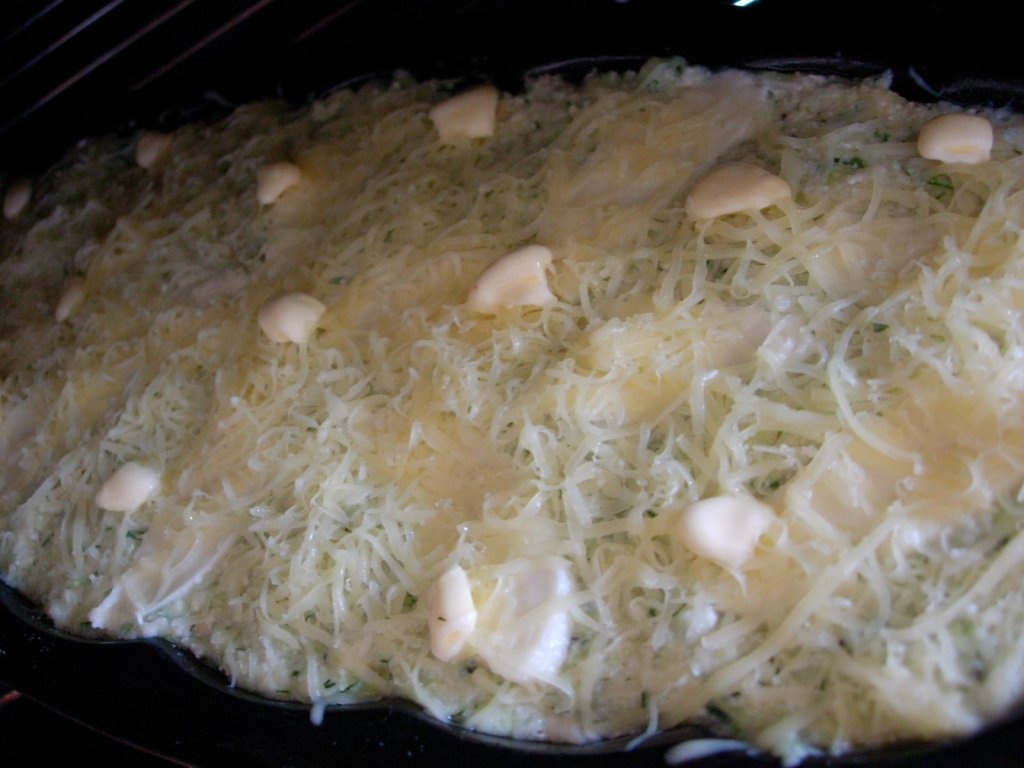 Chec din varza dulce cu mozzarella