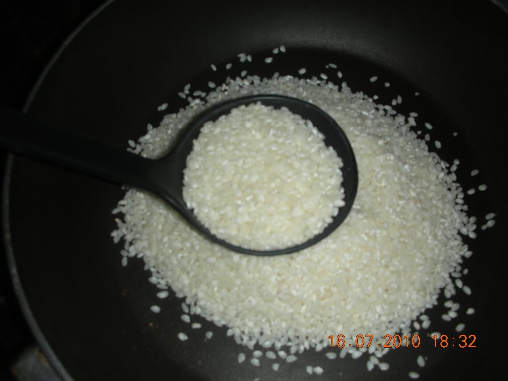 Paella cu fructe de mare