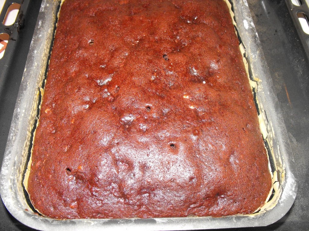 Negresa cu dulceata de cirese amare