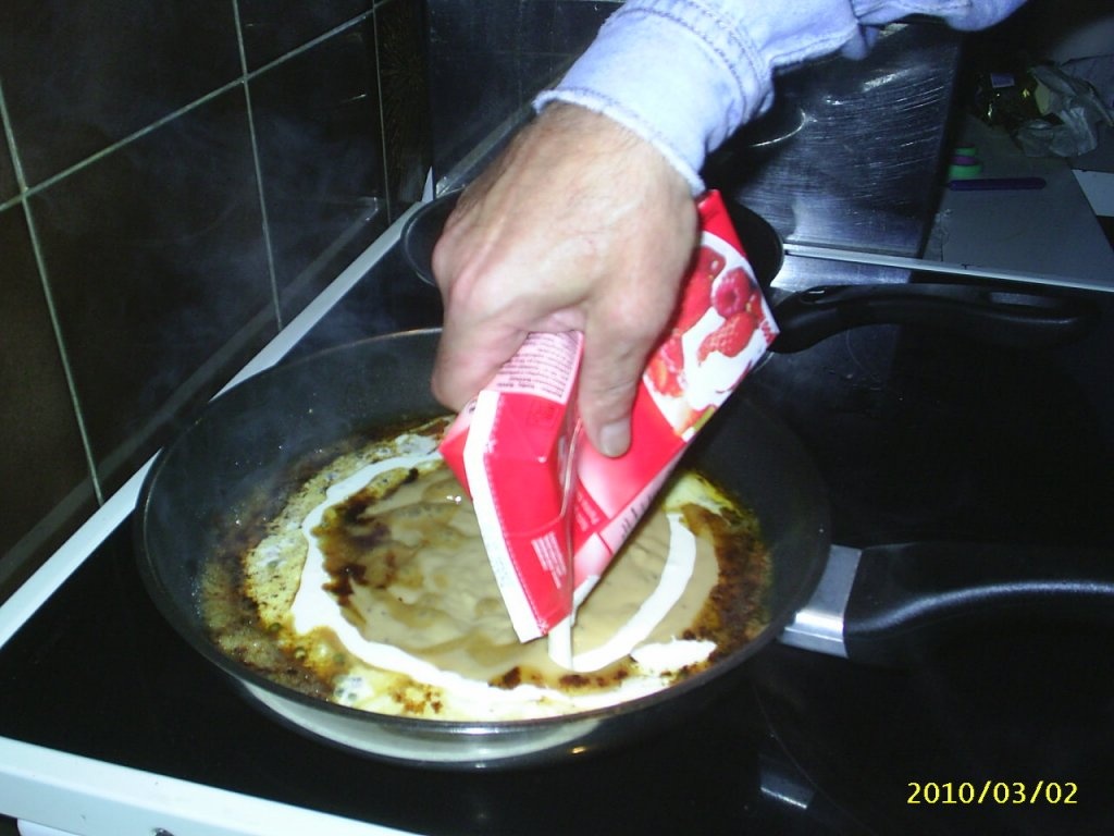 Stek con salsa pimenta(muschi de vita sau porc cu sos de piper negru)
