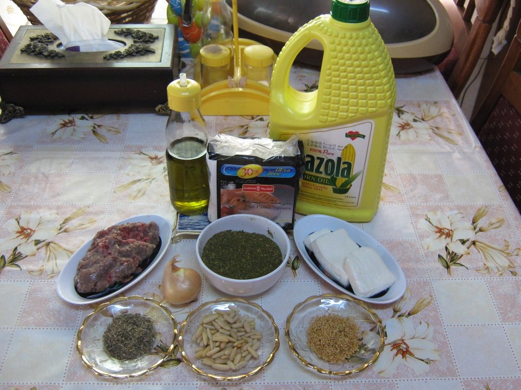 Pateuri cu telemea de oaie  si za’atar-Pateuri cu carne-specific tarilor arabe