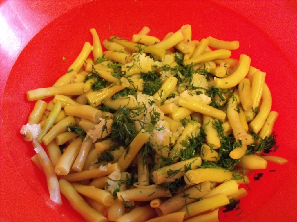 Salata de fasole verde. Reteta simpla, sanatoasa si gustoasa