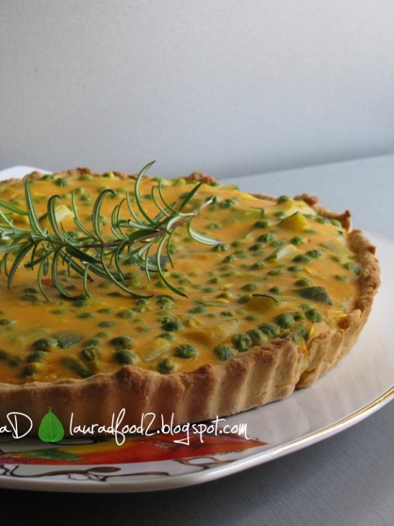 Tarta cu dovlecei, mazare si cartofi dulci