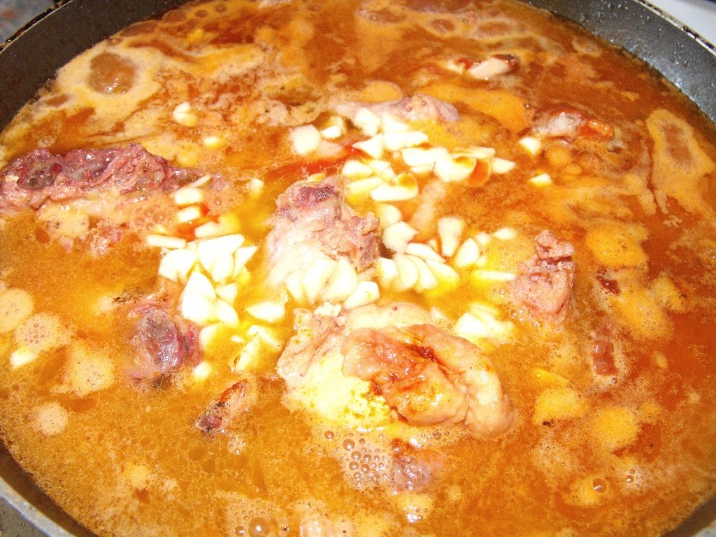 Friptura de pui cu sos de vin