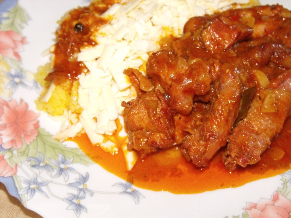 Friptura de pui cu sos de vin