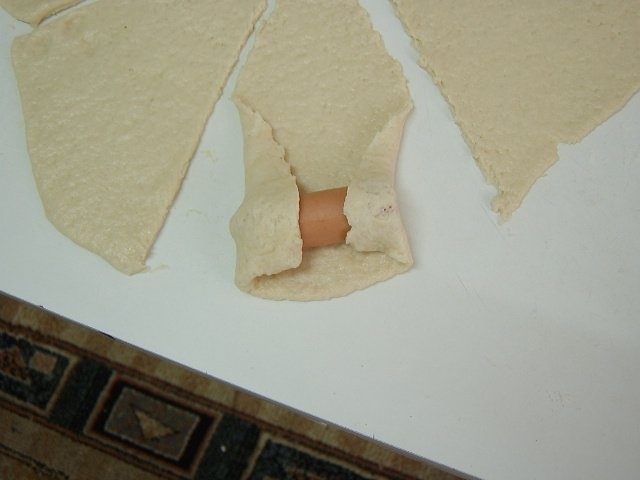 Cornulete cu crenvursti