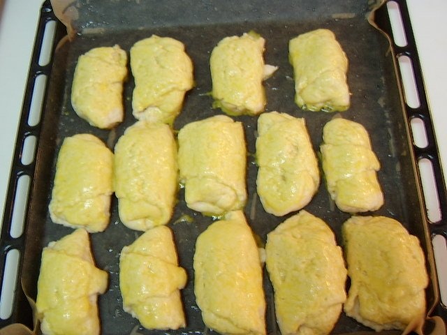 Cornulete cu crenvursti