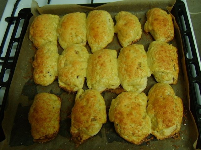 Cornulete cu crenvursti