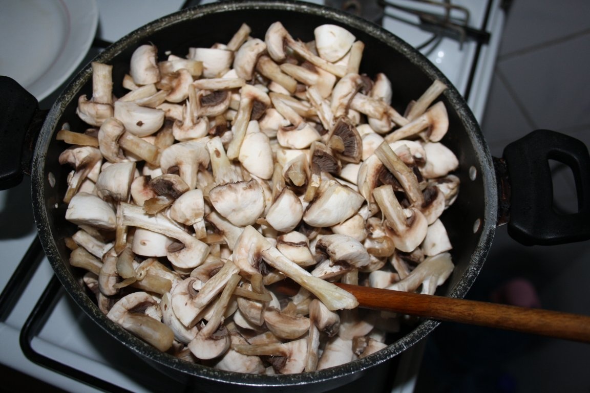 Ciulama de pui cu ciuperci