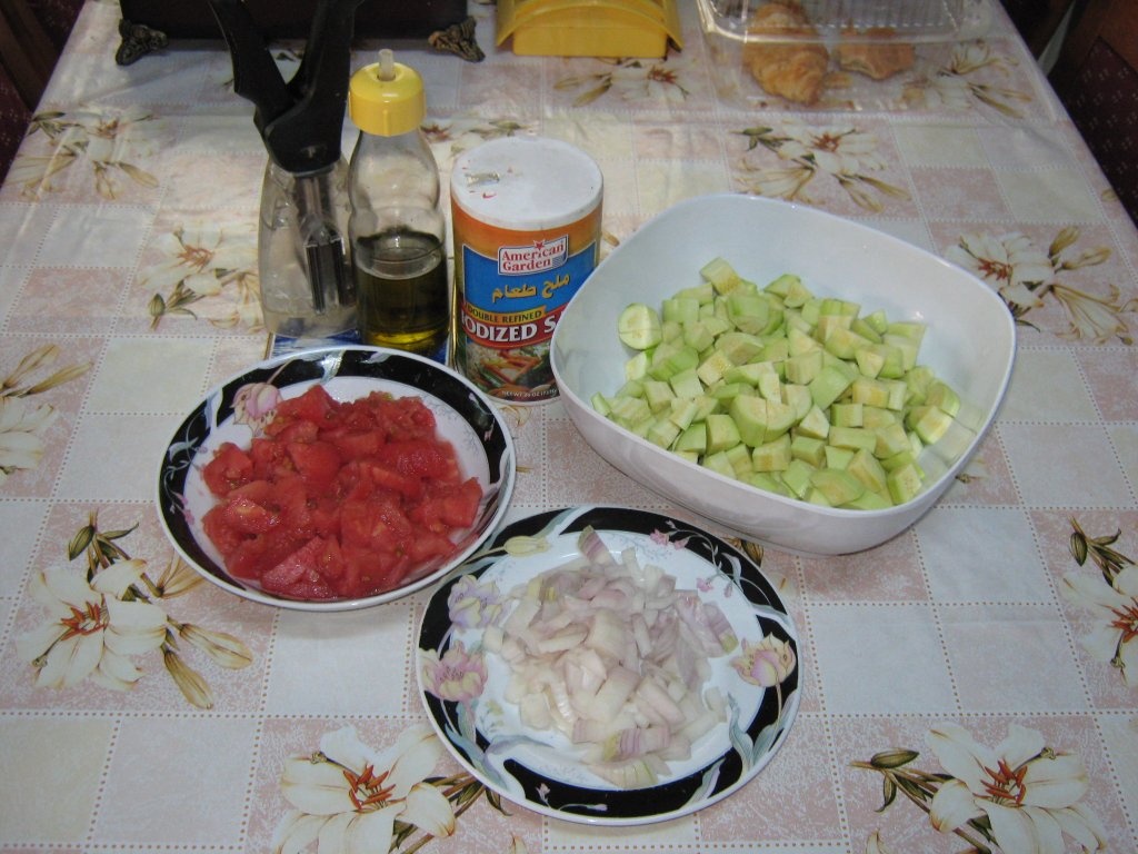 Mancare de dovlecei de post-Kusa hart-specific Palestinei