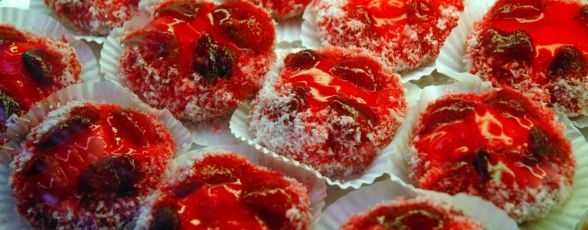 Tarta cu fructe de padure, un motiv in plus sa ne bucuram de vara!