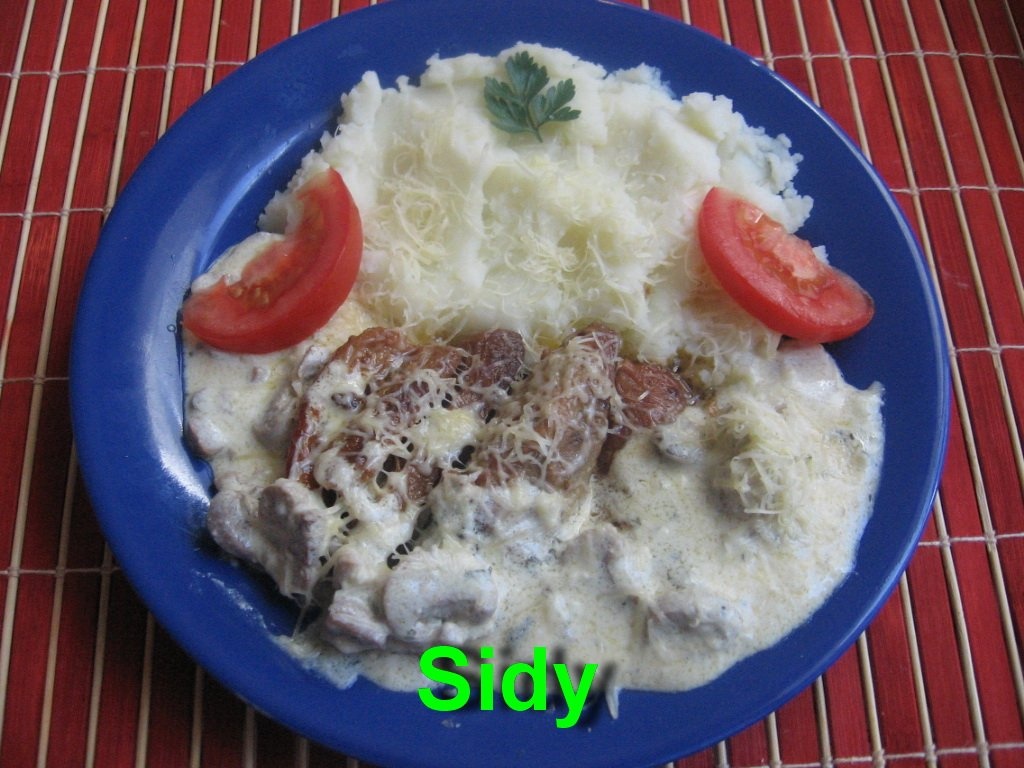 Piept de porc cu ciuperci si cascaval