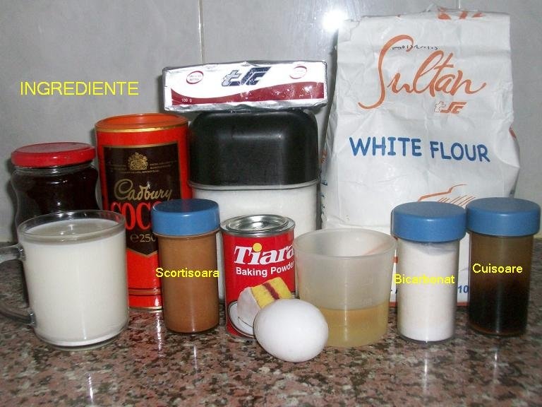 Prajitura cu cacao si gem