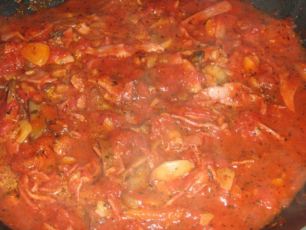 Paste cu sunca si ciuperci