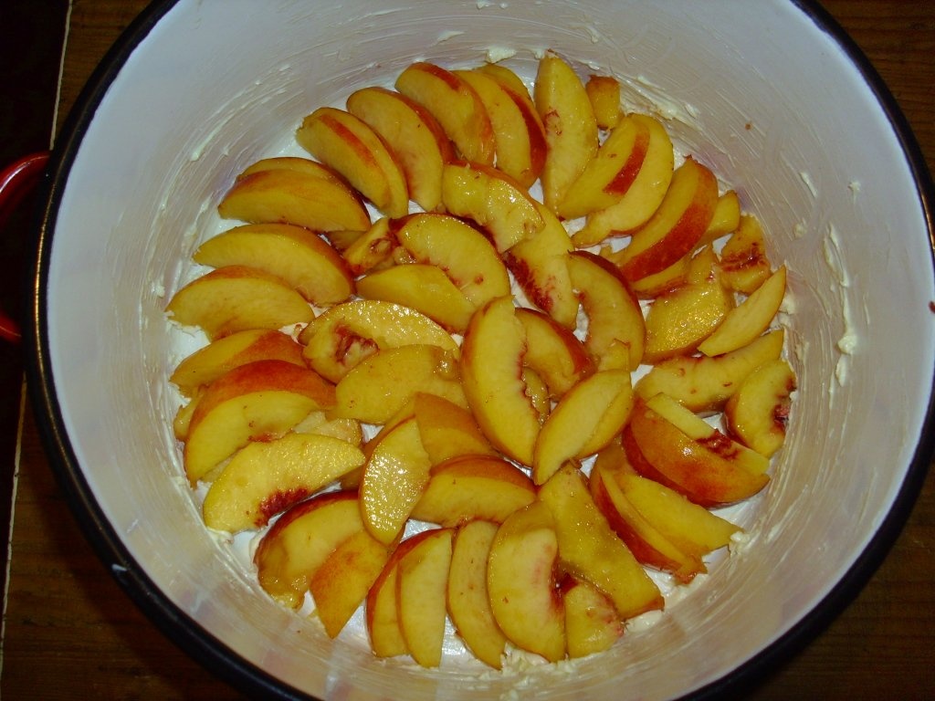 Prajitura cu nectarine