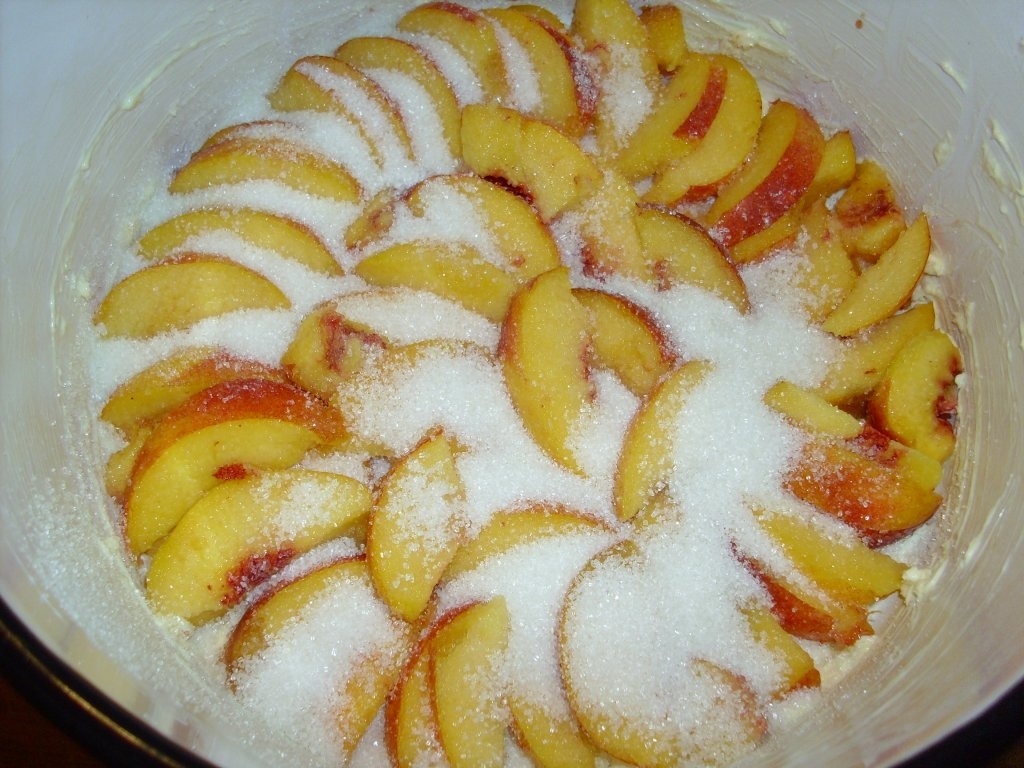 Prajitura cu nectarine