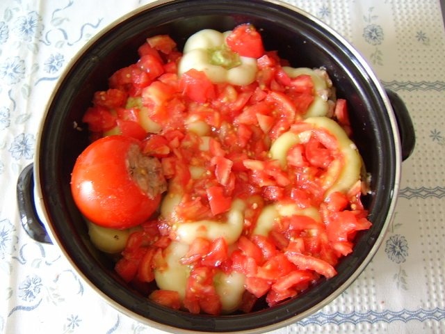 Ardei umpluti cu piept de pui