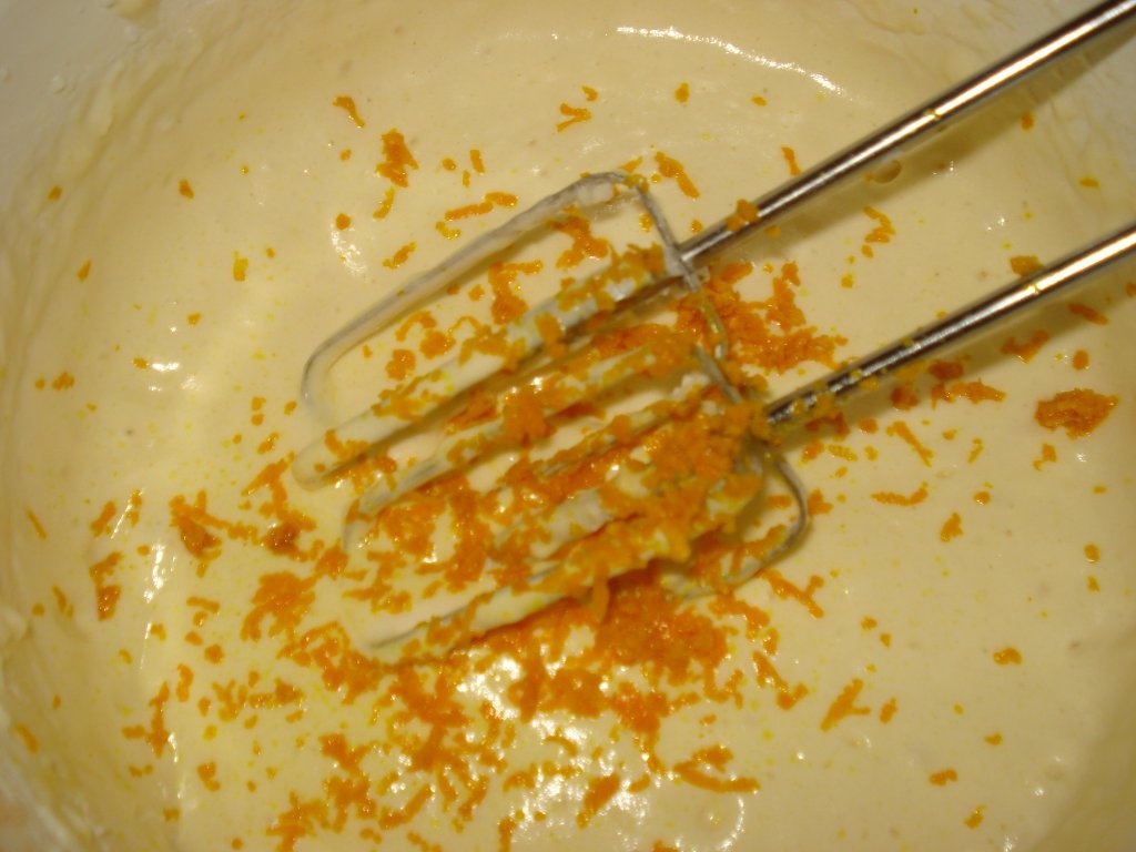 Tort cu iaurt simplu