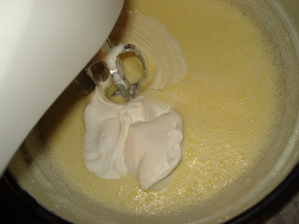 Inghetata cu frisca si cappuccino