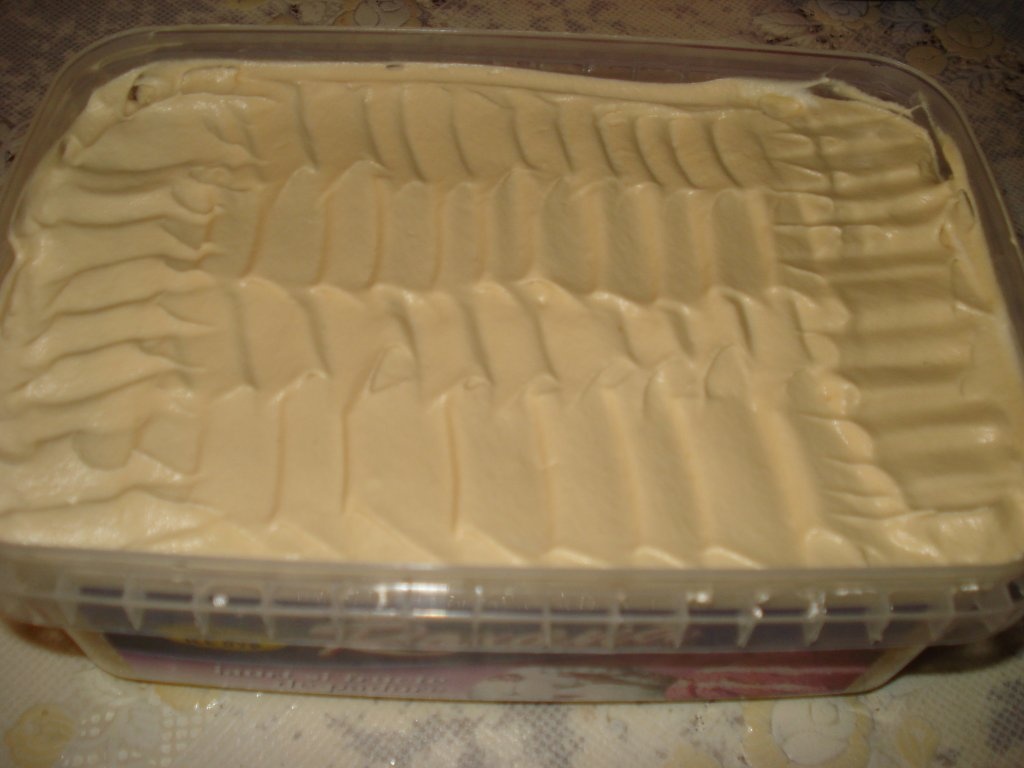 Inghetata cu frisca si cappuccino