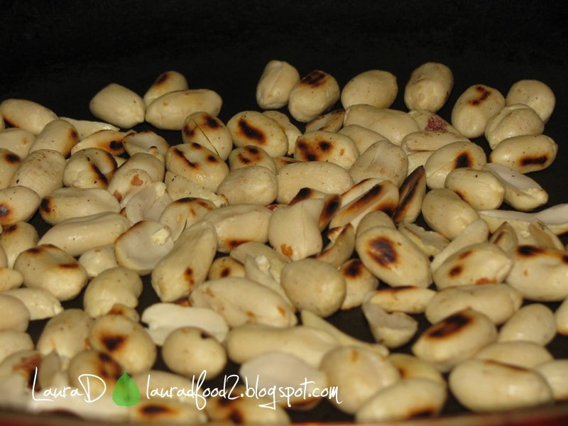 Biscuiti-sandwich cu ciocolata