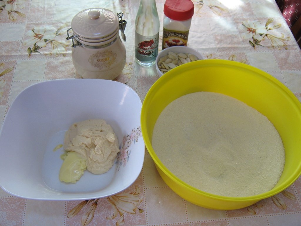 Basbousa- Prajitura de gris cu sirop de zahar-specifica tarilor arabe