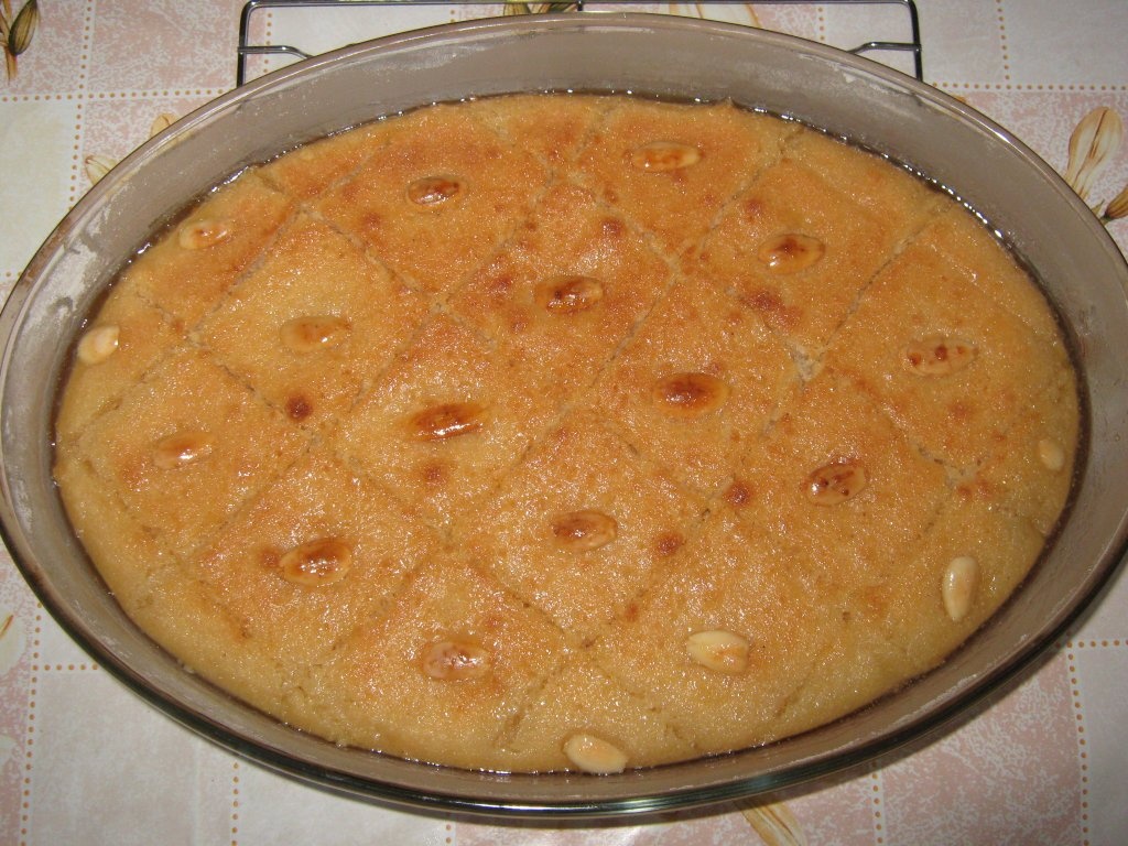 Basbousa- Prajitura de gris cu sirop de zahar-specifica tarilor arabe