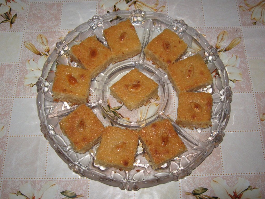 Basbousa- Prajitura de gris cu sirop de zahar-specifica tarilor arabe