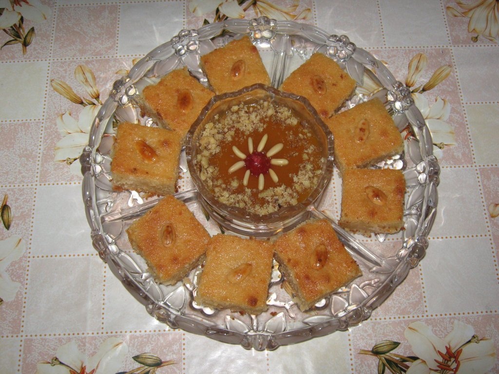Basbousa- Prajitura de gris cu sirop de zahar-specifica tarilor arabe