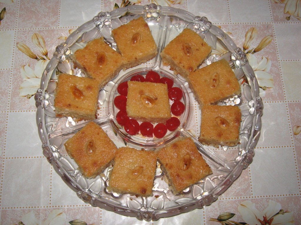 Basbousa- Prajitura de gris cu sirop de zahar-specifica tarilor arabe