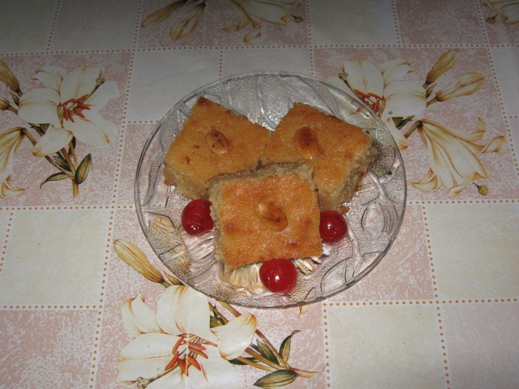 Basbousa- Prajitura de gris cu sirop de zahar-specifica tarilor arabe