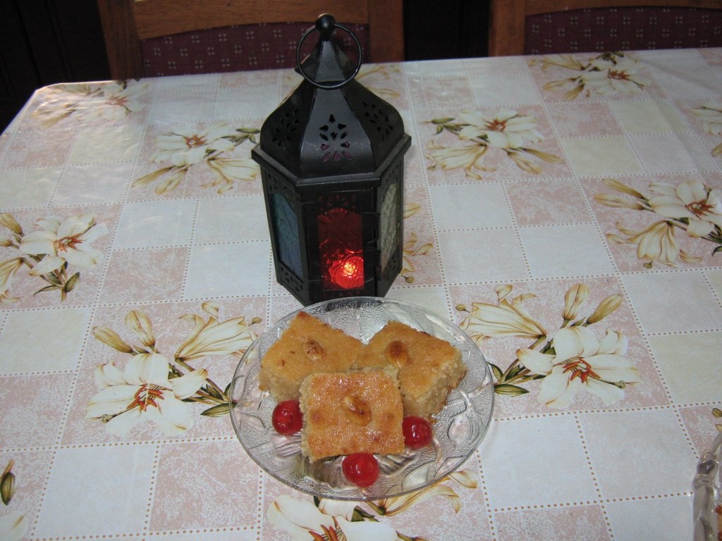 Basbousa- Prajitura de gris cu sirop de zahar-specifica tarilor arabe